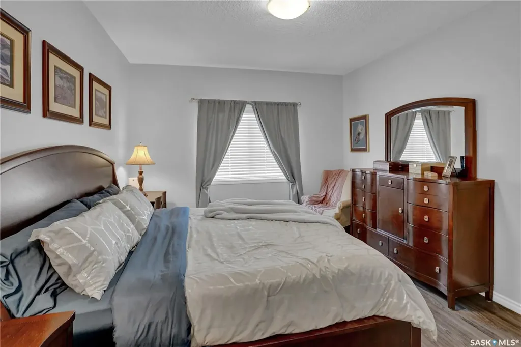 1015 Bradley Street Moose Jaw SK S6H 5Y4