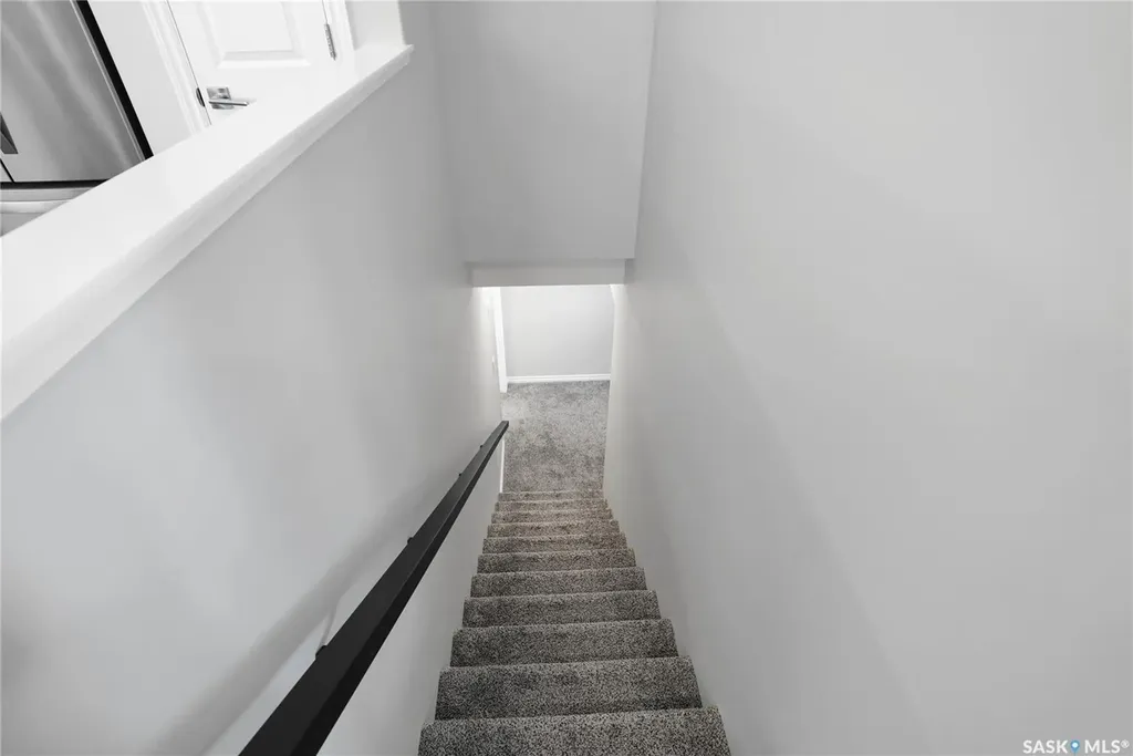 1015 Bradley Street Moose Jaw SK S6H 5Y4