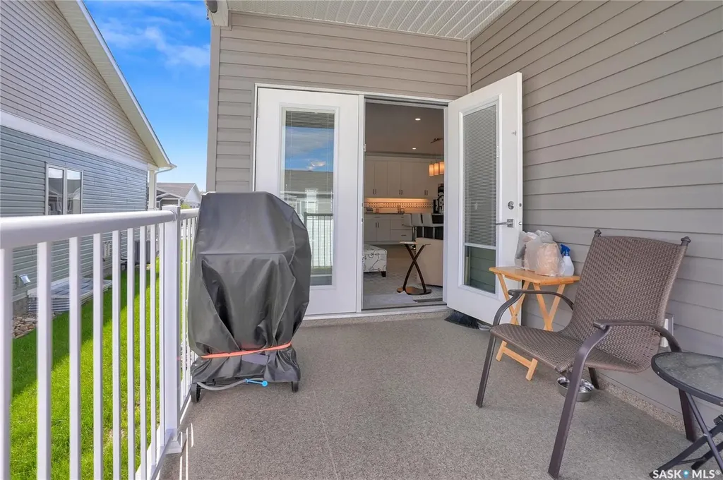 1015 Bradley Street Moose Jaw SK S6H 5Y4