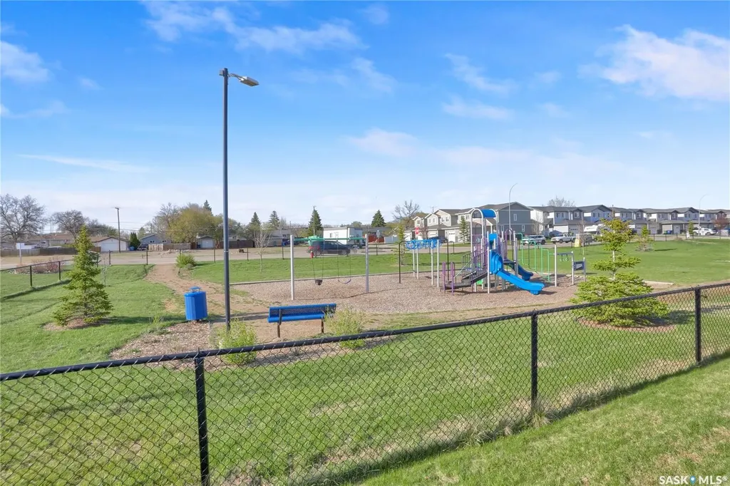 1015 Bradley Street Moose Jaw SK S6H 5Y4