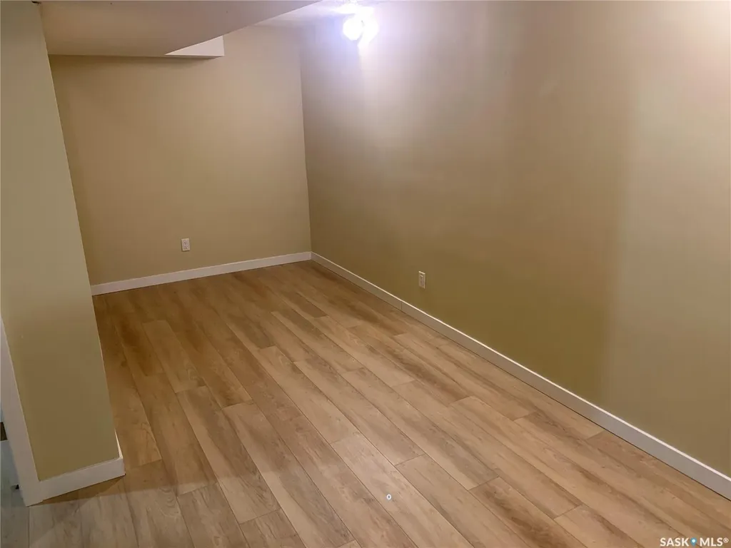 111 M Avenue S Saskatoon SK S7M 2K1