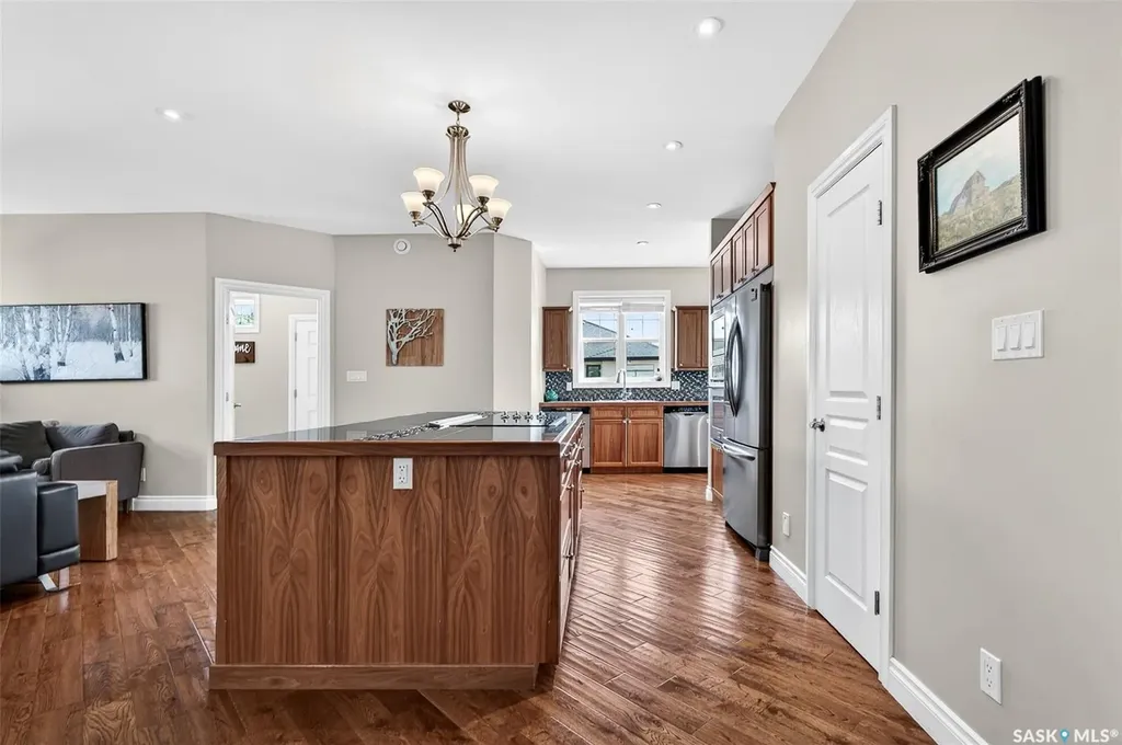 66 Everton Crescent Moose Jaw SK S6K 0A3