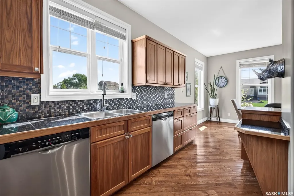 66 Everton Crescent Moose Jaw SK S6K 0A3