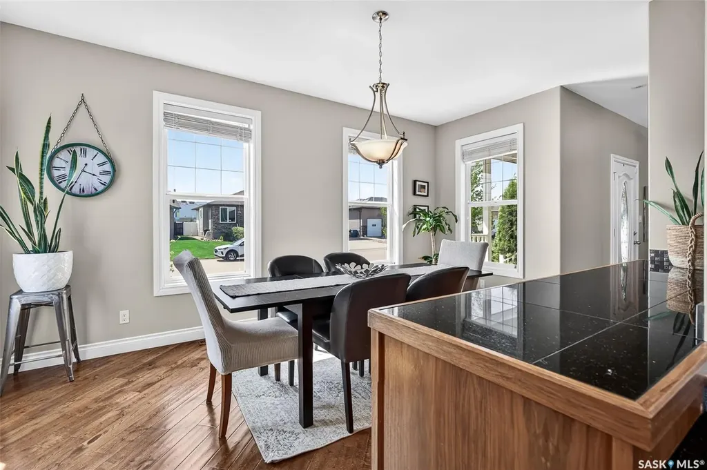 66 Everton Crescent Moose Jaw SK S6K 0A3