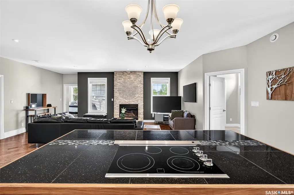 66 Everton Crescent Moose Jaw SK S6K 0A3