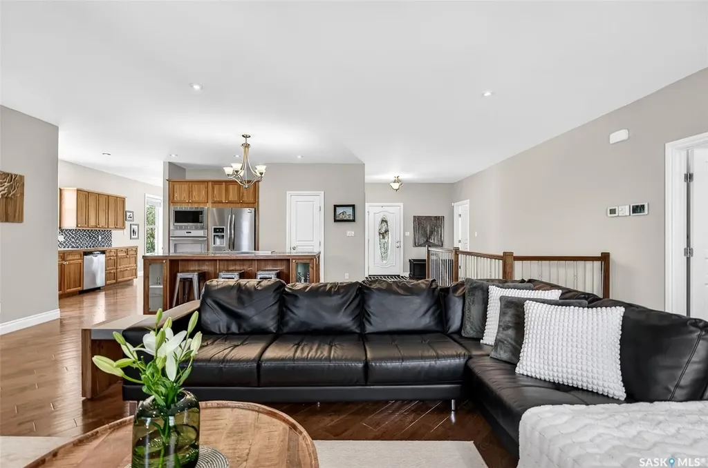 66 Everton Crescent Moose Jaw SK S6K 0A3