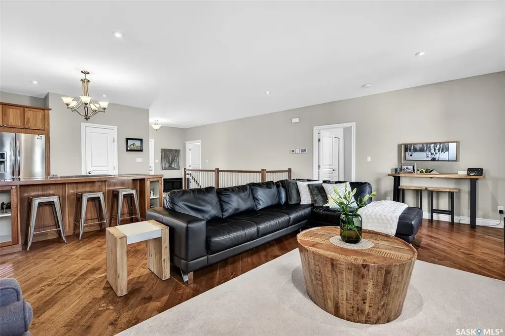 66 Everton Crescent Moose Jaw SK S6K 0A3