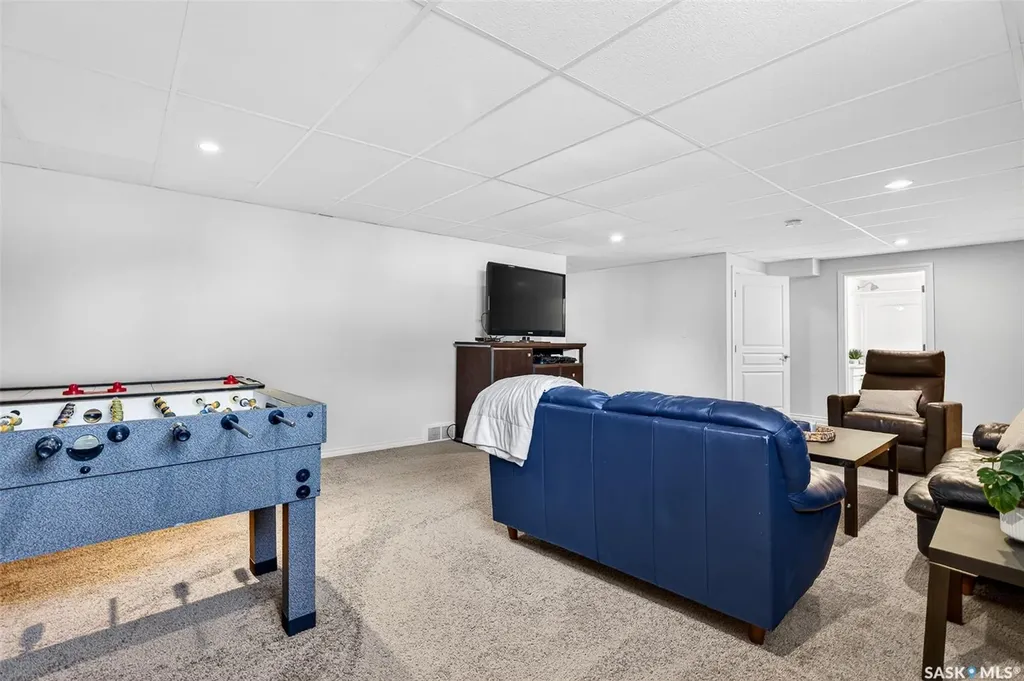 66 Everton Crescent Moose Jaw SK S6K 0A3