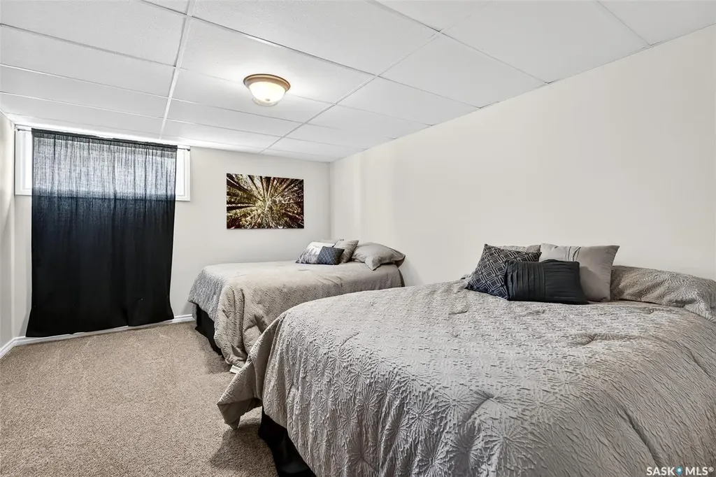66 Everton Crescent Moose Jaw SK S6K 0A3