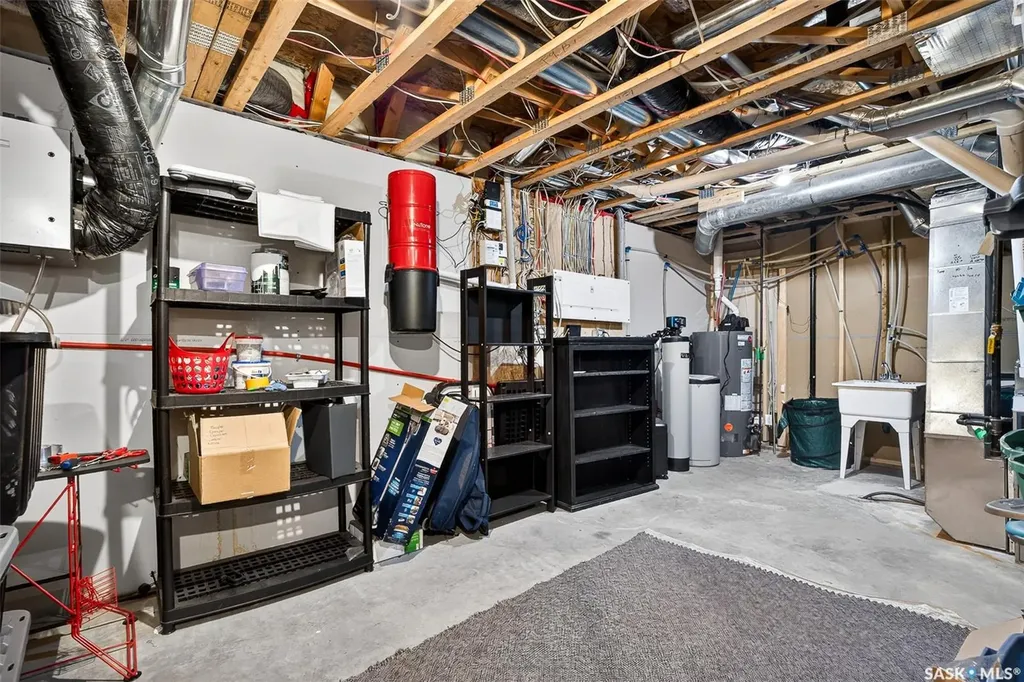 66 Everton Crescent Moose Jaw SK S6K 0A3