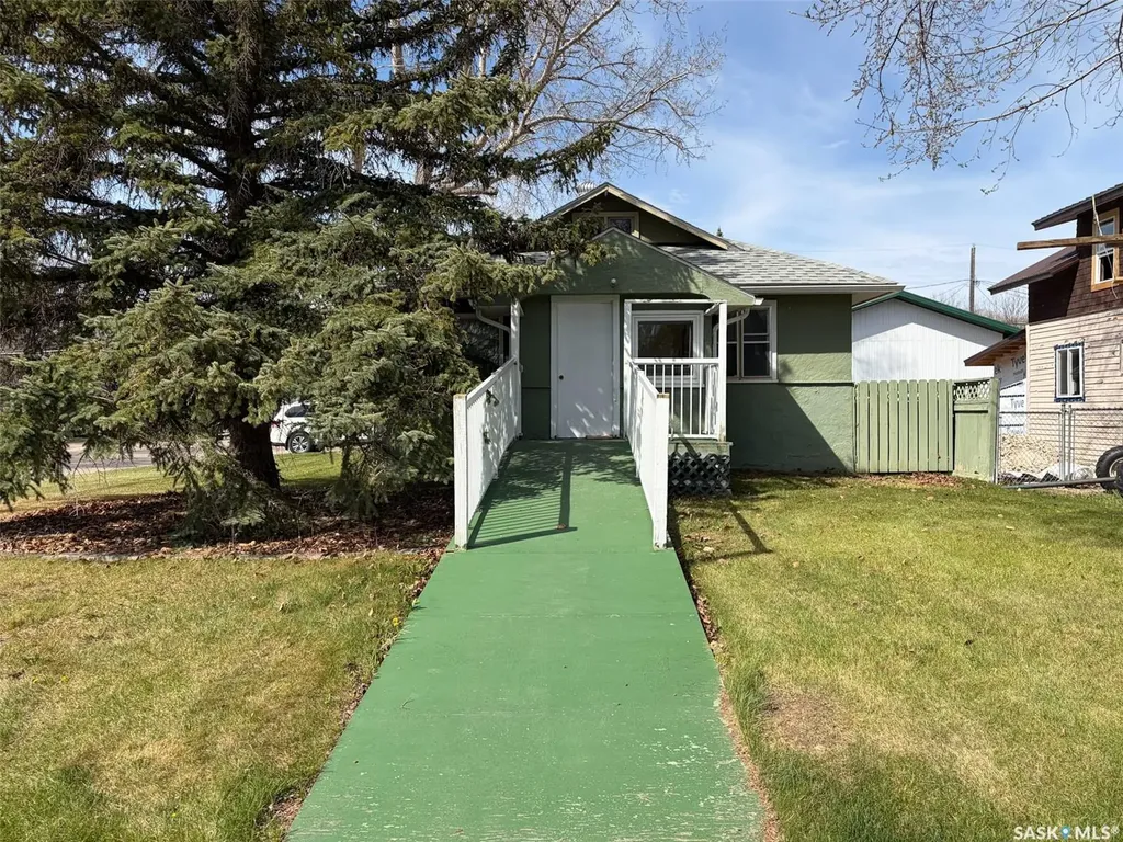 505 Centre Street Shaunavon SK S0N 2M0