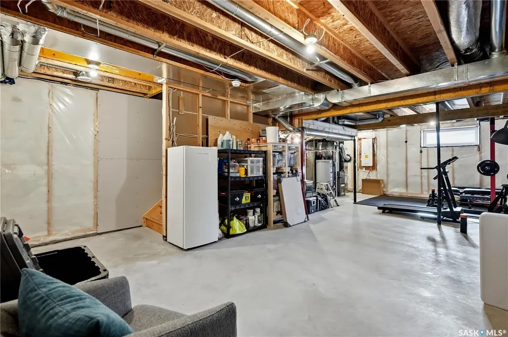 3428 Green Turtle Road Regina SK S4V 3N7