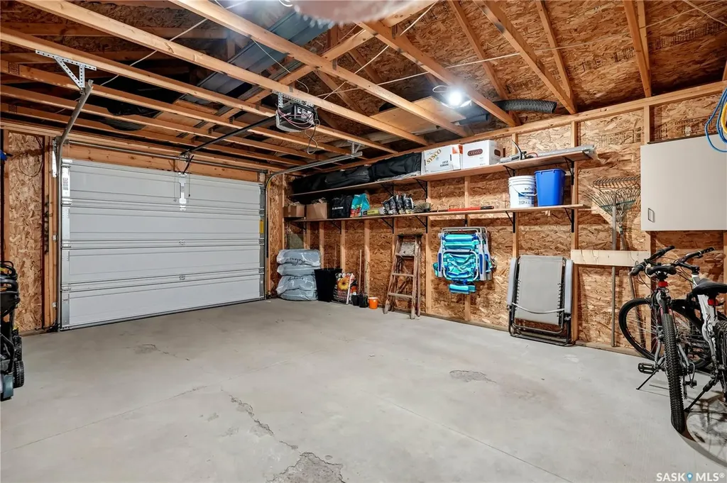 3428 Green Turtle Road Regina SK S4V 3N7
