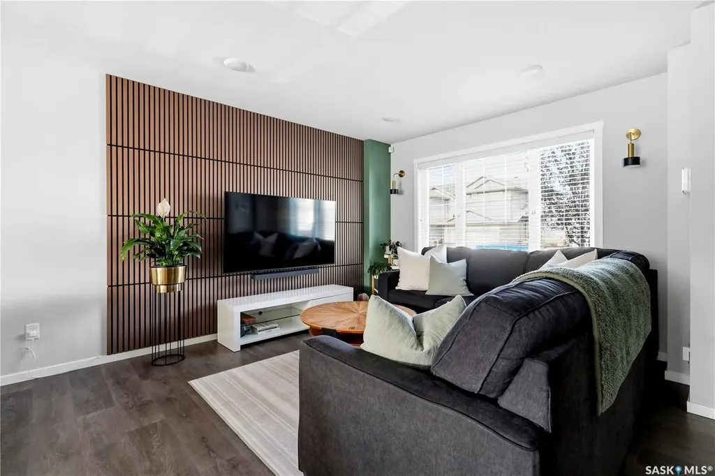 3428 Green Turtle Road Regina SK S4V 3N7