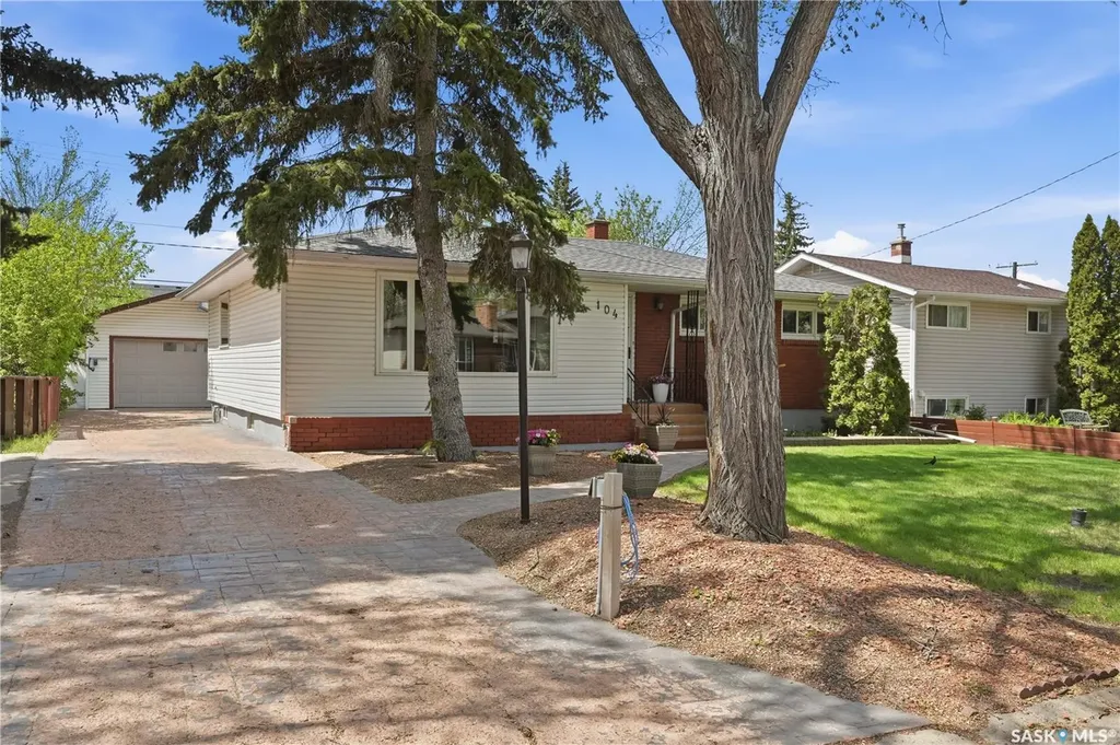 104 Marsh Crescent Regina SK S4S 6B4