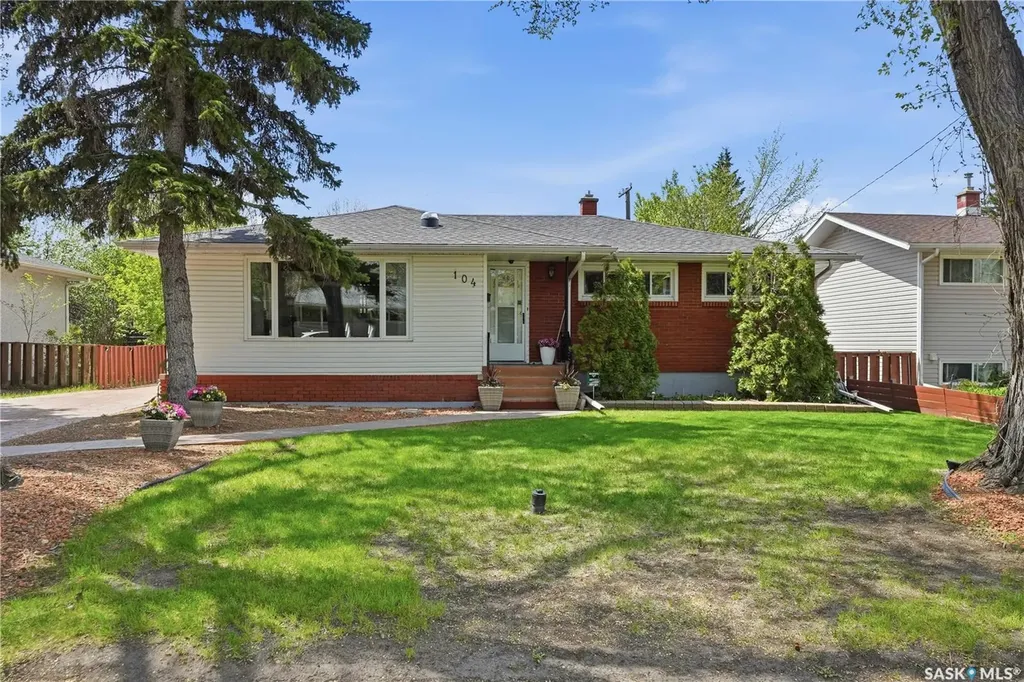 104 Marsh Crescent Regina SK S4S 6B4