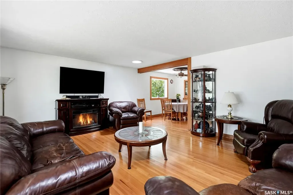 104 Marsh Crescent Regina SK S4S 6B4