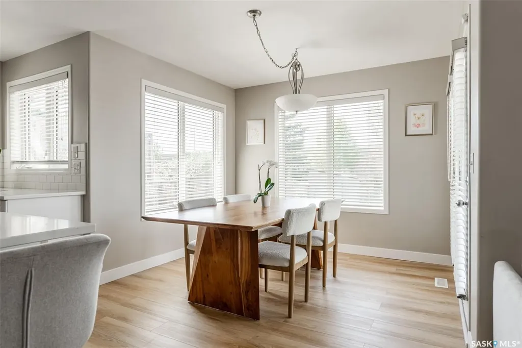 451 Buckwold Cove Saskatoon SK S7N 4W1