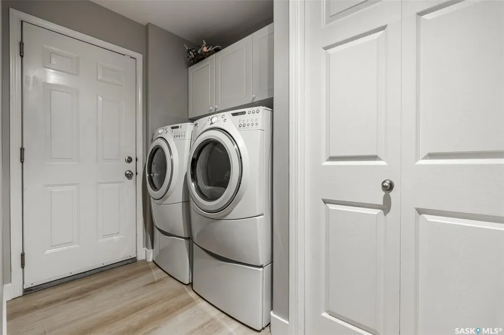 451 Buckwold Cove Saskatoon SK S7N 4W1