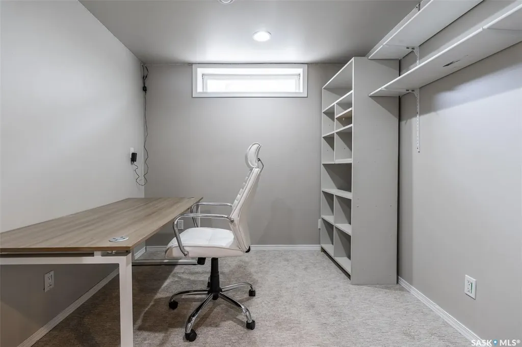 451 Buckwold Cove Saskatoon SK S7N 4W1