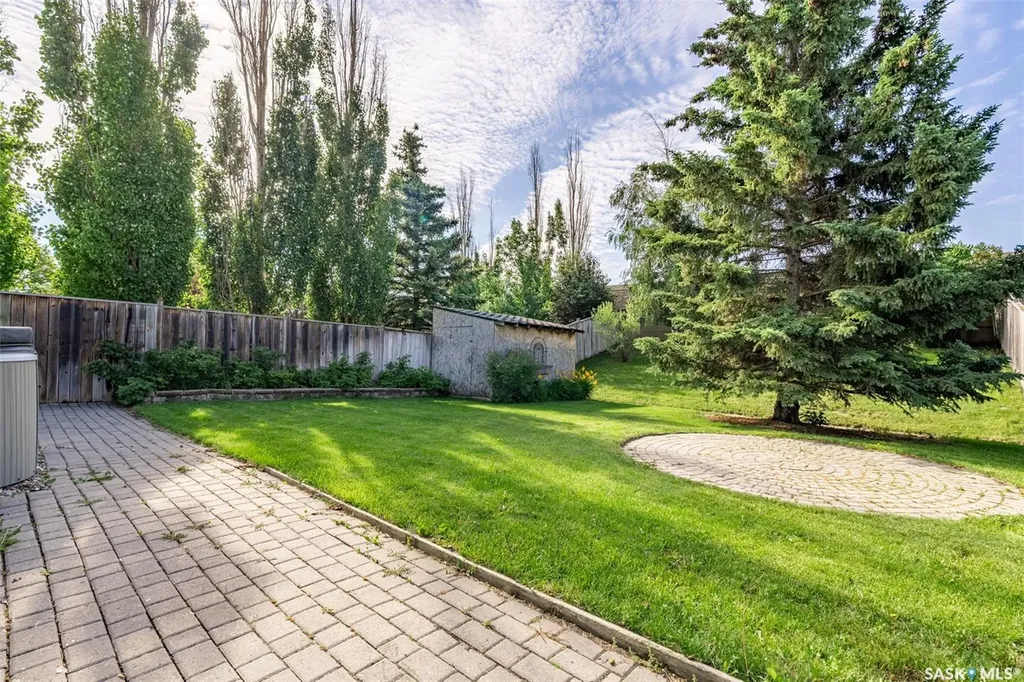 451 Buckwold Cove Saskatoon SK S7N 4W1