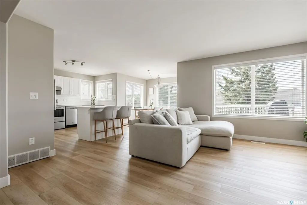 451 Buckwold Cove Saskatoon SK S7N 4W1
