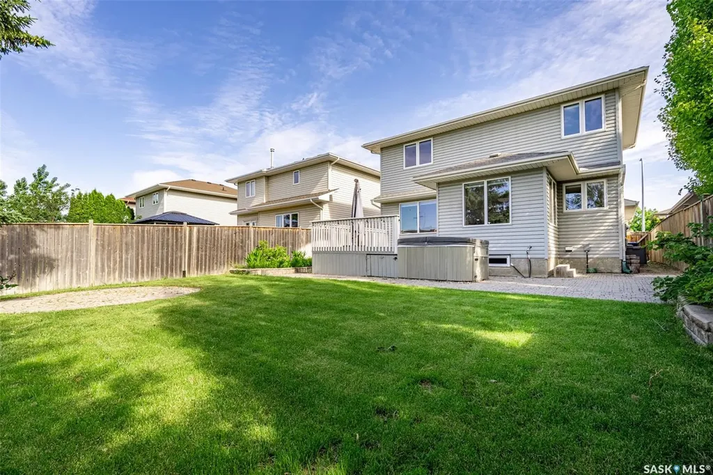 451 Buckwold Cove Saskatoon SK S7N 4W1