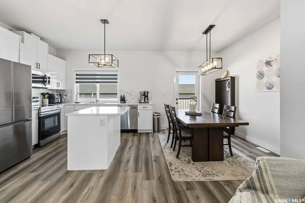 235 Feheregyhazi Boulevard Saskatoon SK S7W 1G8
