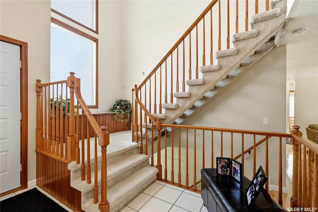 719 Wakaw Terrace Saskatoon SK S7J 4C1