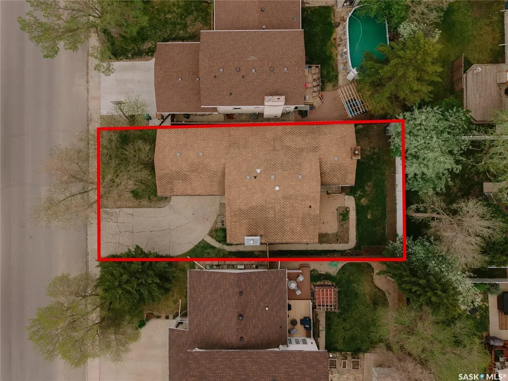 83 Groome Avenue Regina SK S4S 6S3