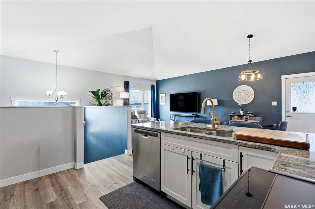 415 Boykowich Street Saskatoon SK S7W 0B8