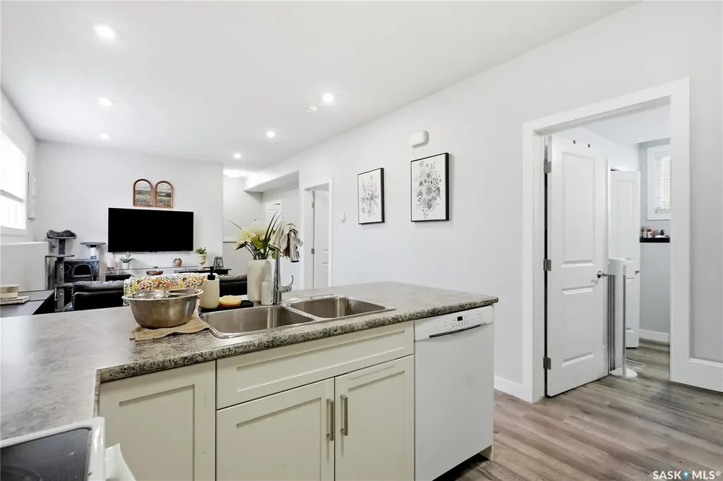 415 Boykowich Street Saskatoon SK S7W 0B8