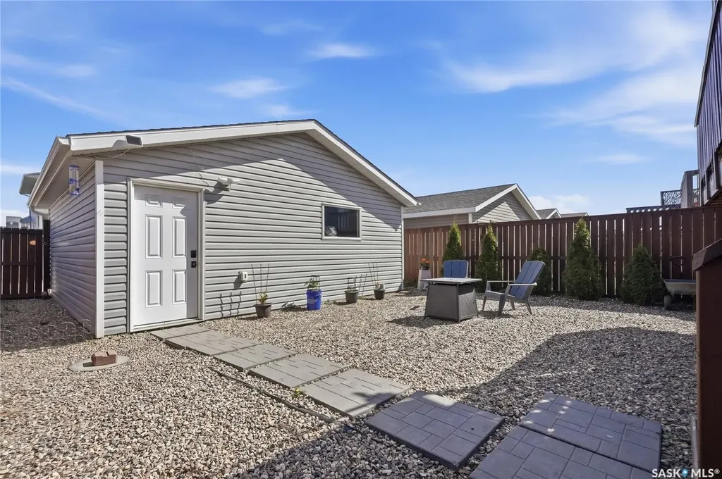 415 Boykowich Street Saskatoon SK S7W 0B8