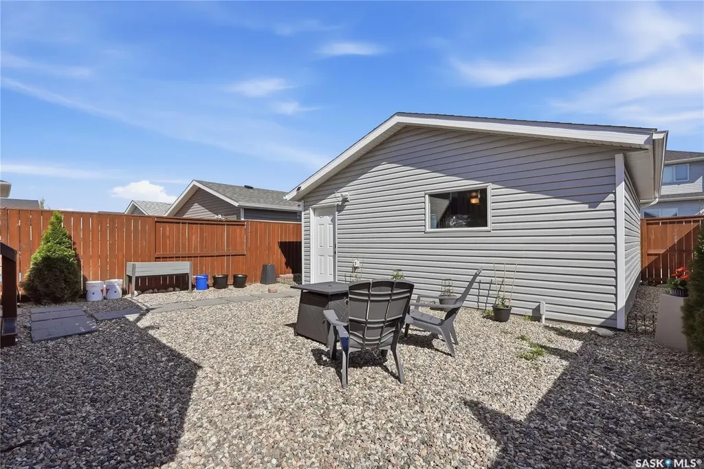 415 Boykowich Street Saskatoon SK S7W 0B8