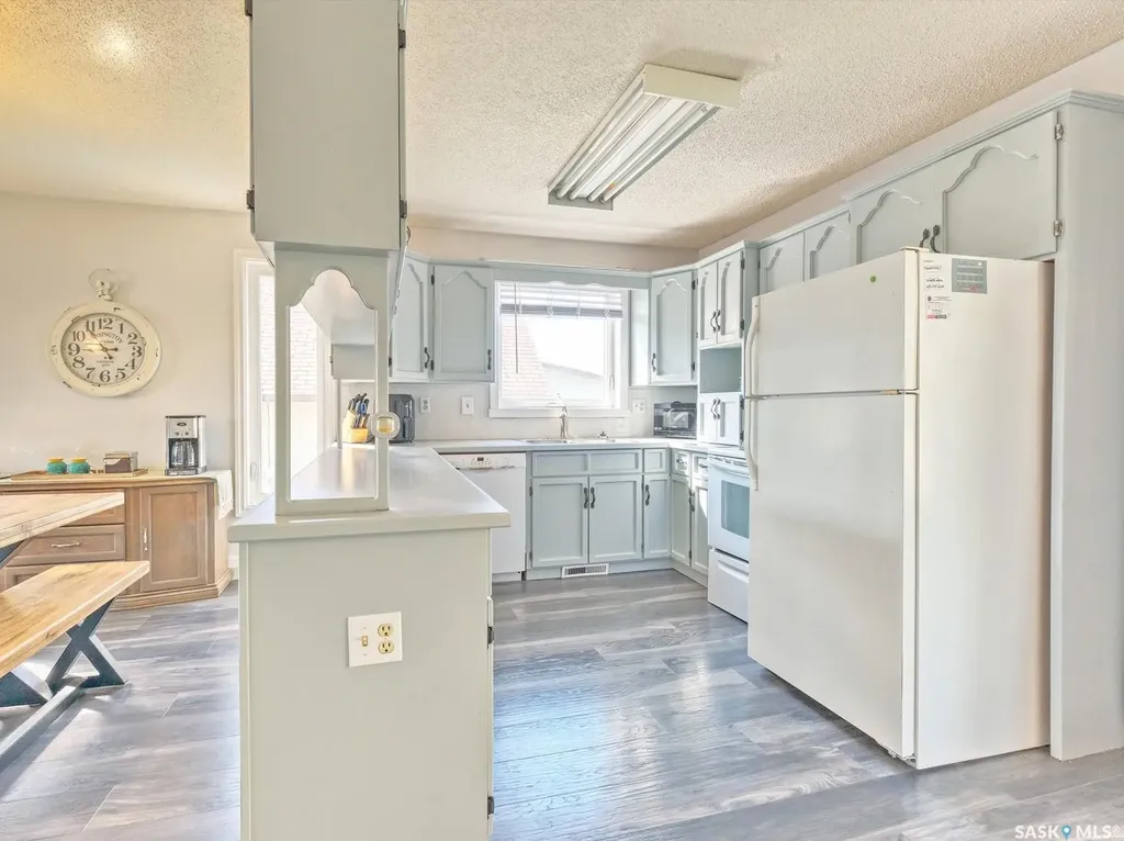 311 4th Avenue E Biggar SK S0K 0M0