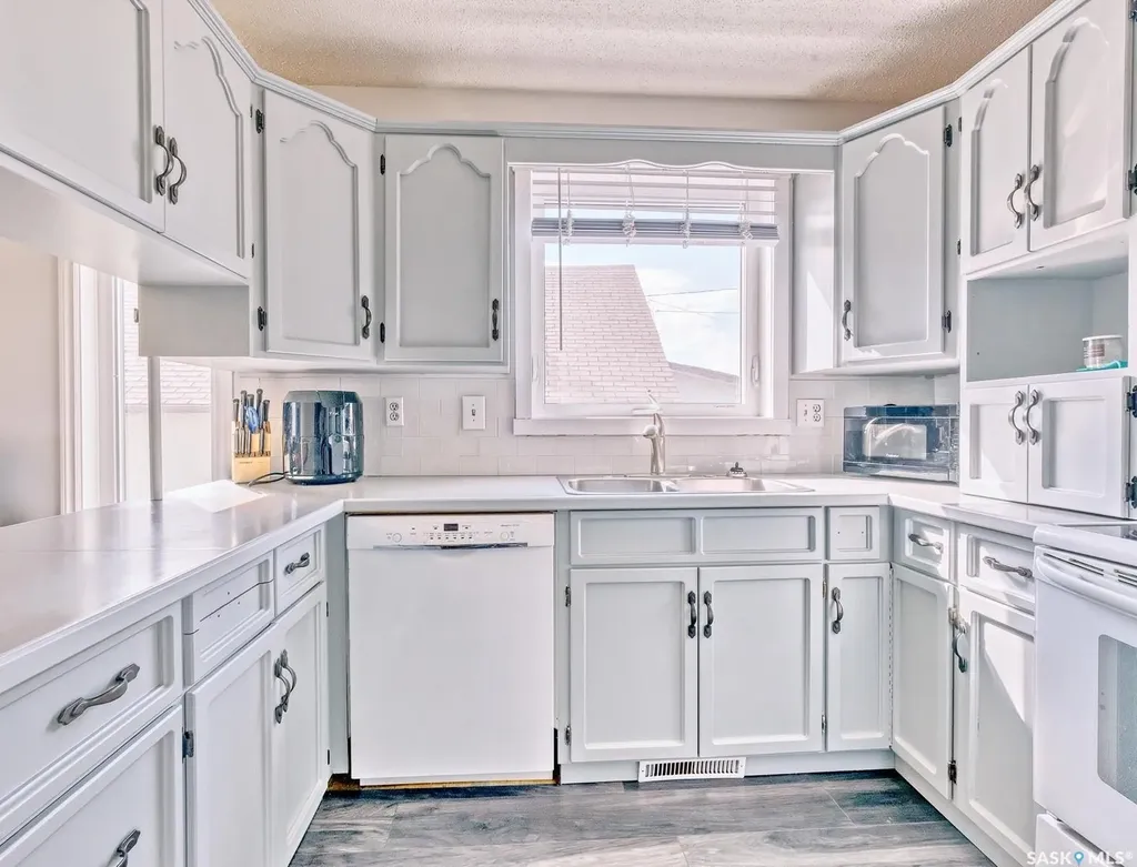 311 4th Avenue E Biggar SK S0K 0M0