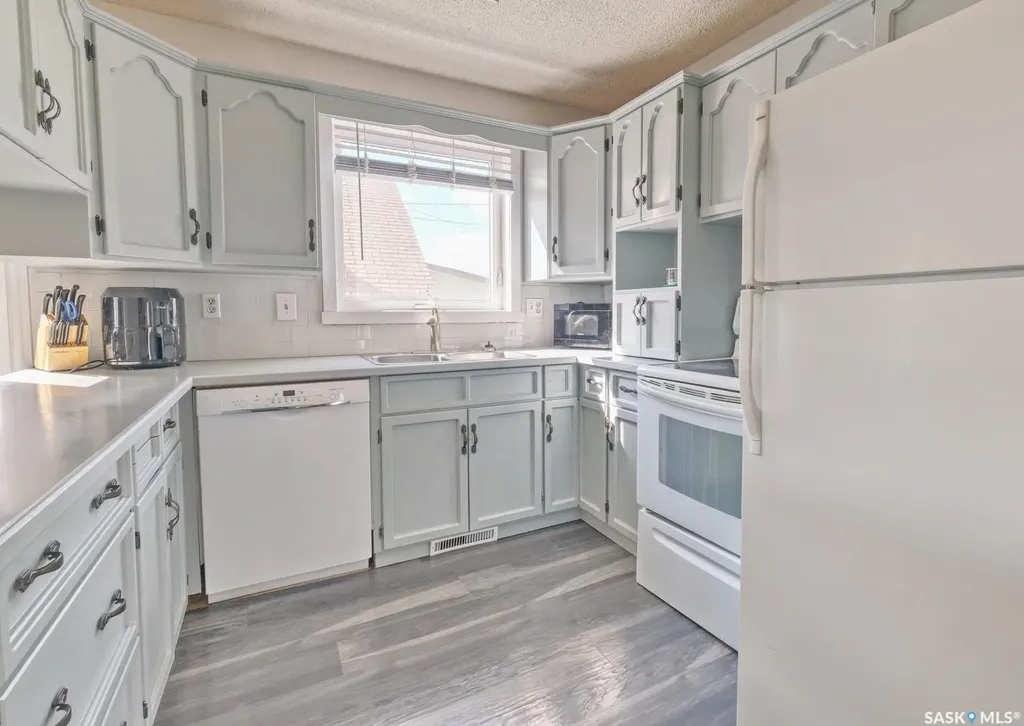 311 4th Avenue E Biggar SK S0K 0M0