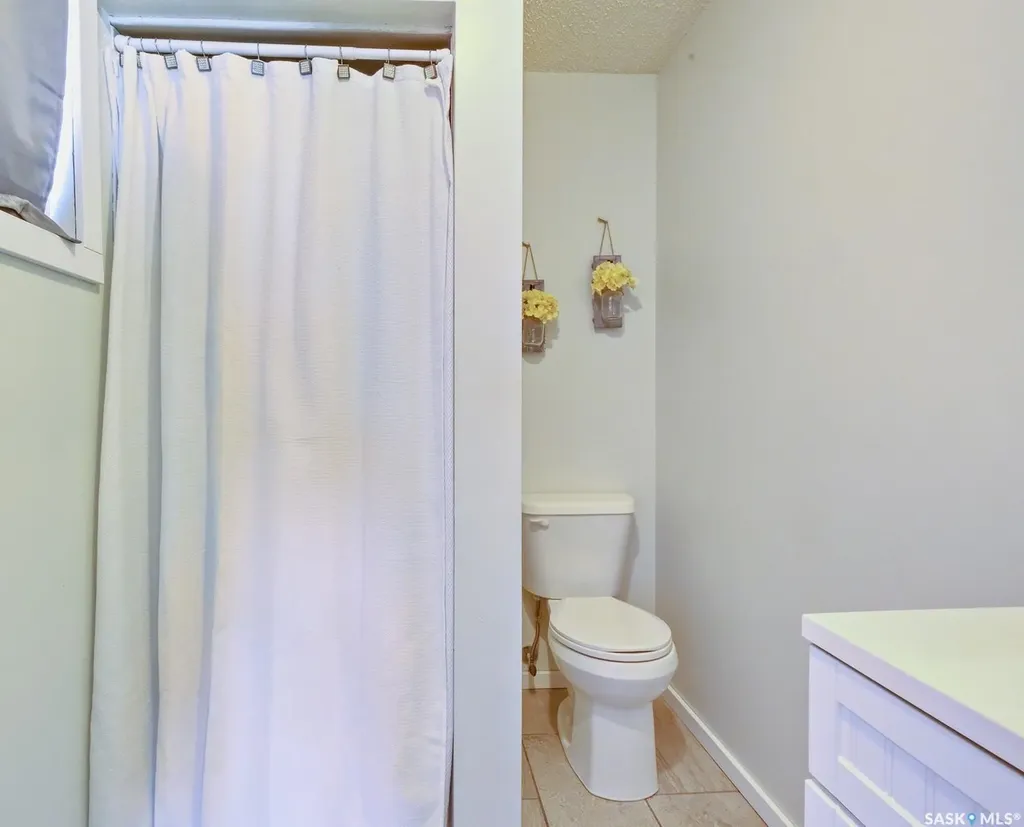 311 4th Avenue E Biggar SK S0K 0M0