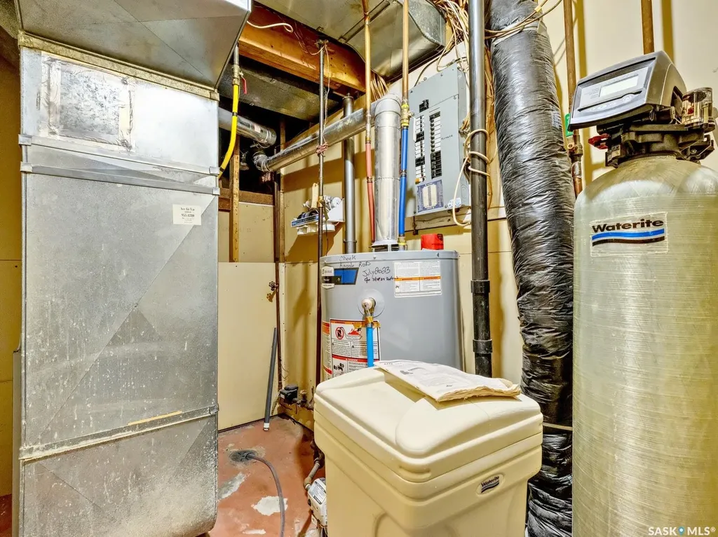311 4th Avenue E Biggar SK S0K 0M0