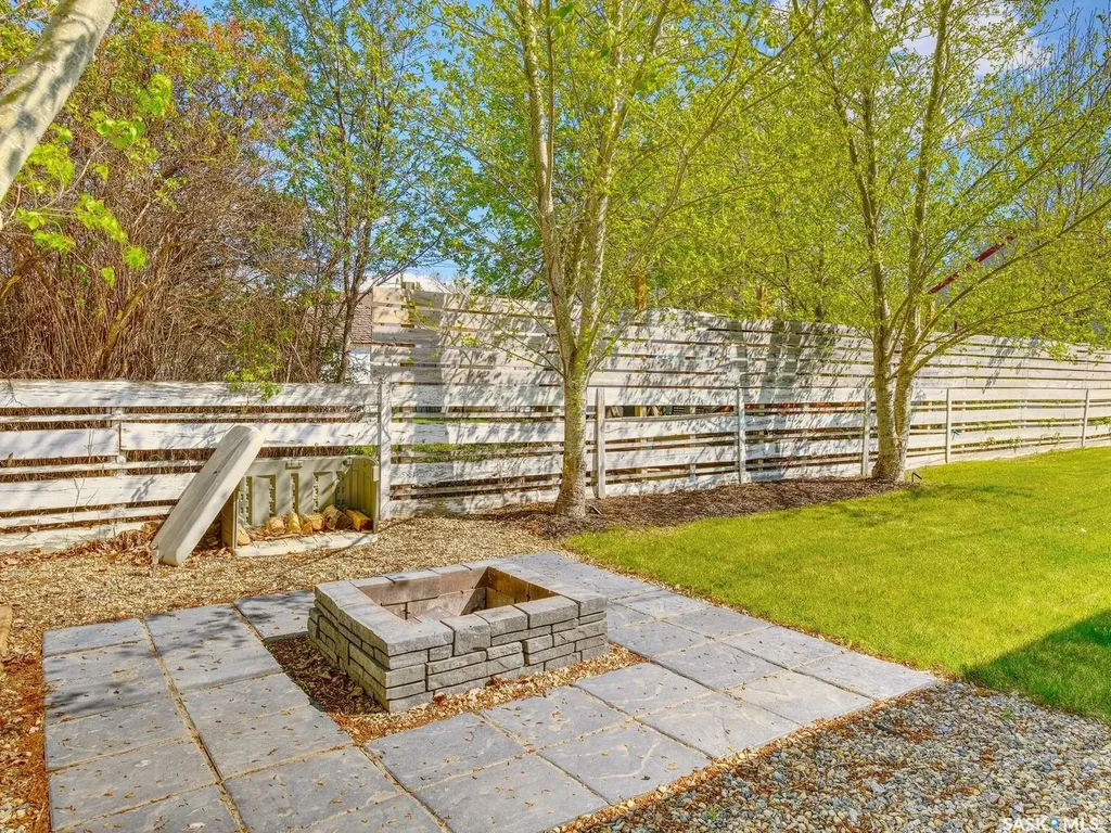 311 4th Avenue E Biggar SK S0K 0M0