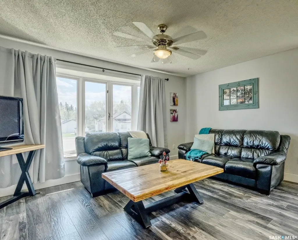 311 4th Avenue E Biggar SK S0K 0M0