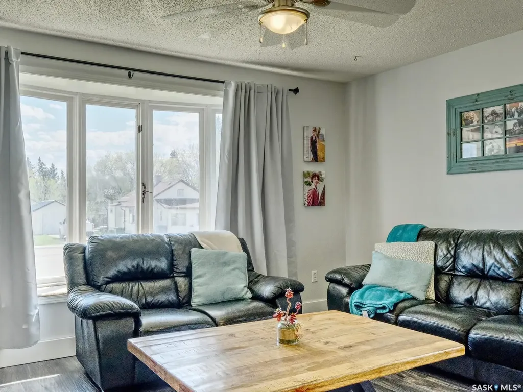 311 4th Avenue E Biggar SK S0K 0M0