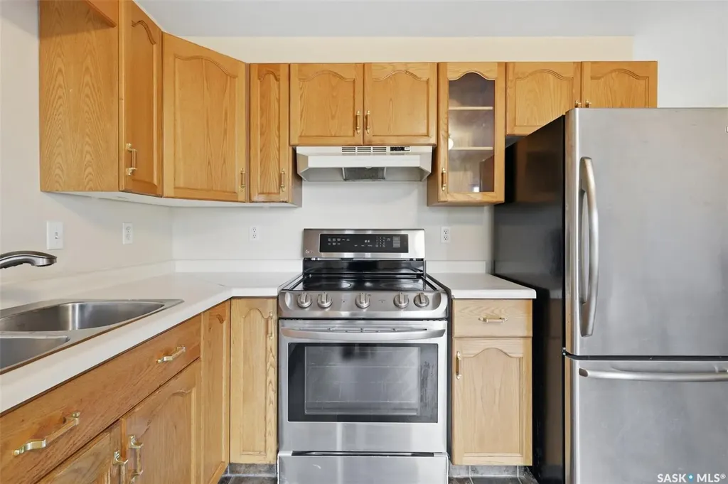 320 Heritage Crescent Saskatoon SK S7H 5P4