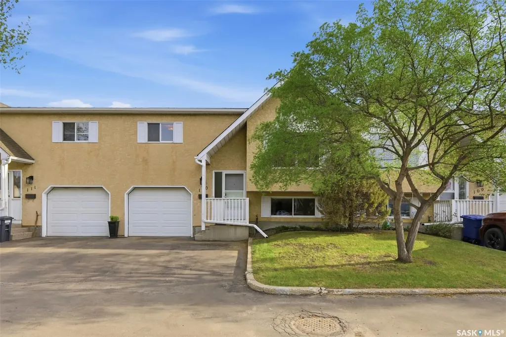 320 Heritage Crescent Saskatoon SK S7H 5P4