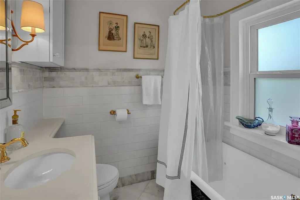 3045 Angus Street Regina SK S4S 1P2