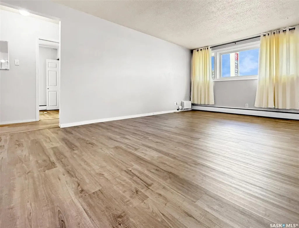 373 2nd Avenue SE Swift Current SK S9H 3J5