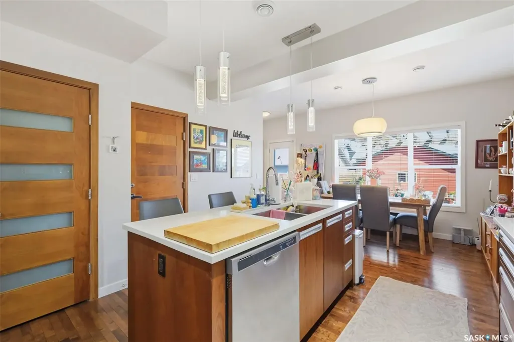 159 Tweed Lane Saskatoon SK S7V 0K1