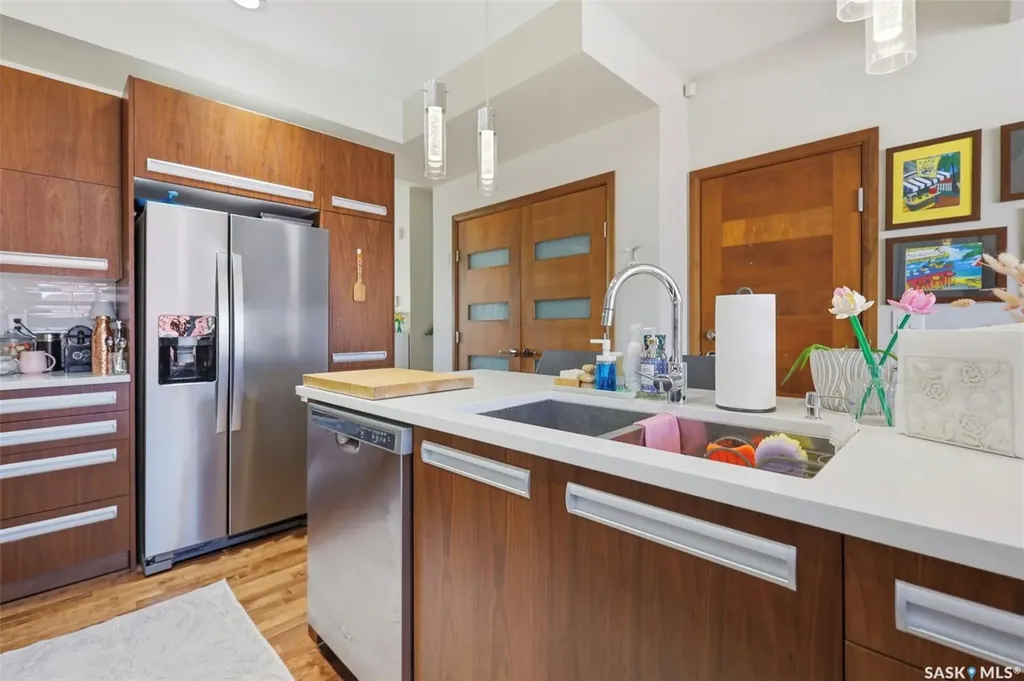 159 Tweed Lane Saskatoon SK S7V 0K1