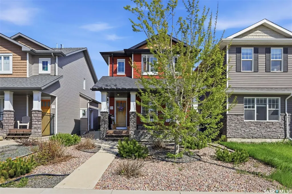 159 Tweed Lane Saskatoon SK S7V 0K1