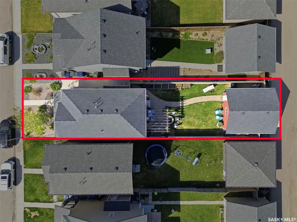 159 Tweed Lane Saskatoon SK S7V 0K1